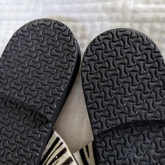 B&B Greek Sandals Black Leather Zebra Toe Loop Sandals 42 EU / 10.5 - 11 US - Picture 9 of 10